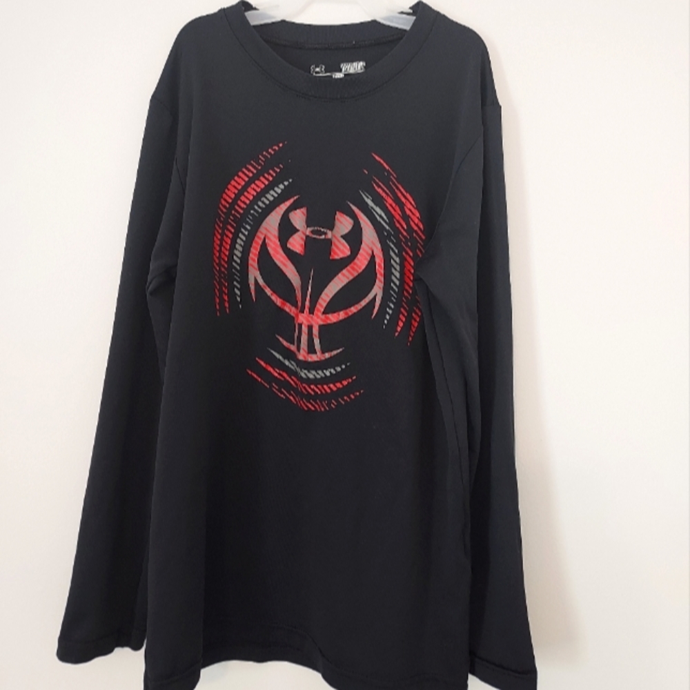Under Armour | Long Sleeve | Youth Small | Black with Graphic